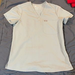 Figs CEMENT Catarina one pocket scrub top- small